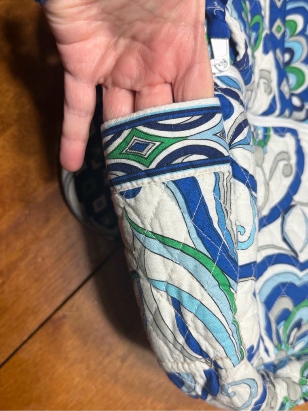 Vera Bradley Mediterranean Messenger Bag /Large Purse Laptop Blue White Floral - Picture 5 of 16